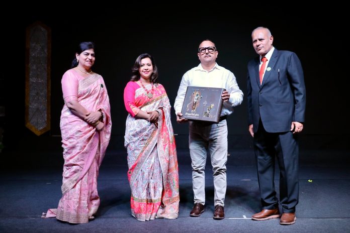 7a4d1469-5263-4a9a-aaa8-3cfd1dad3869