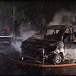 Noida Big Breaking: Ertiga Car Engulfs in Massive Fire at Sector 25A U-Turn, Company Staff Escape Unhurt