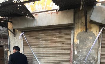 GDA sealed unauthorized 40 shops in Tulsi Niketan