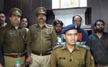 Ghaziabad Police Arrests 3 Accused ; Claims To Solve Murder Mystery