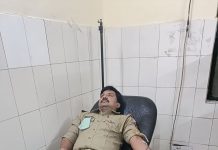 Policeman Shows Sensitive Role And Becomes Good Samaritan