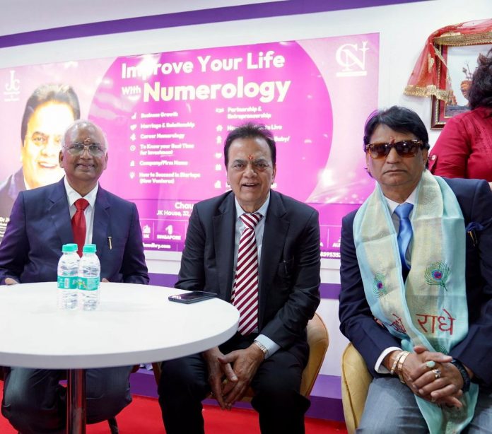 Ahli Numerologi terkenal Dr.  JC Chaudhry berpartisipasi dalam “Nakshatra 2023” yang diadakan di Pragati Maidan, New Delhi