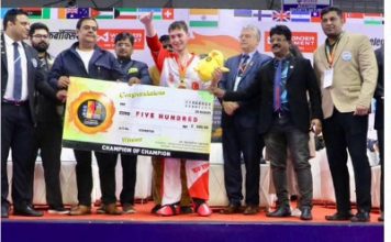 Filmmaker Rahul Mittra awards winners at India-international kickboxing tournament